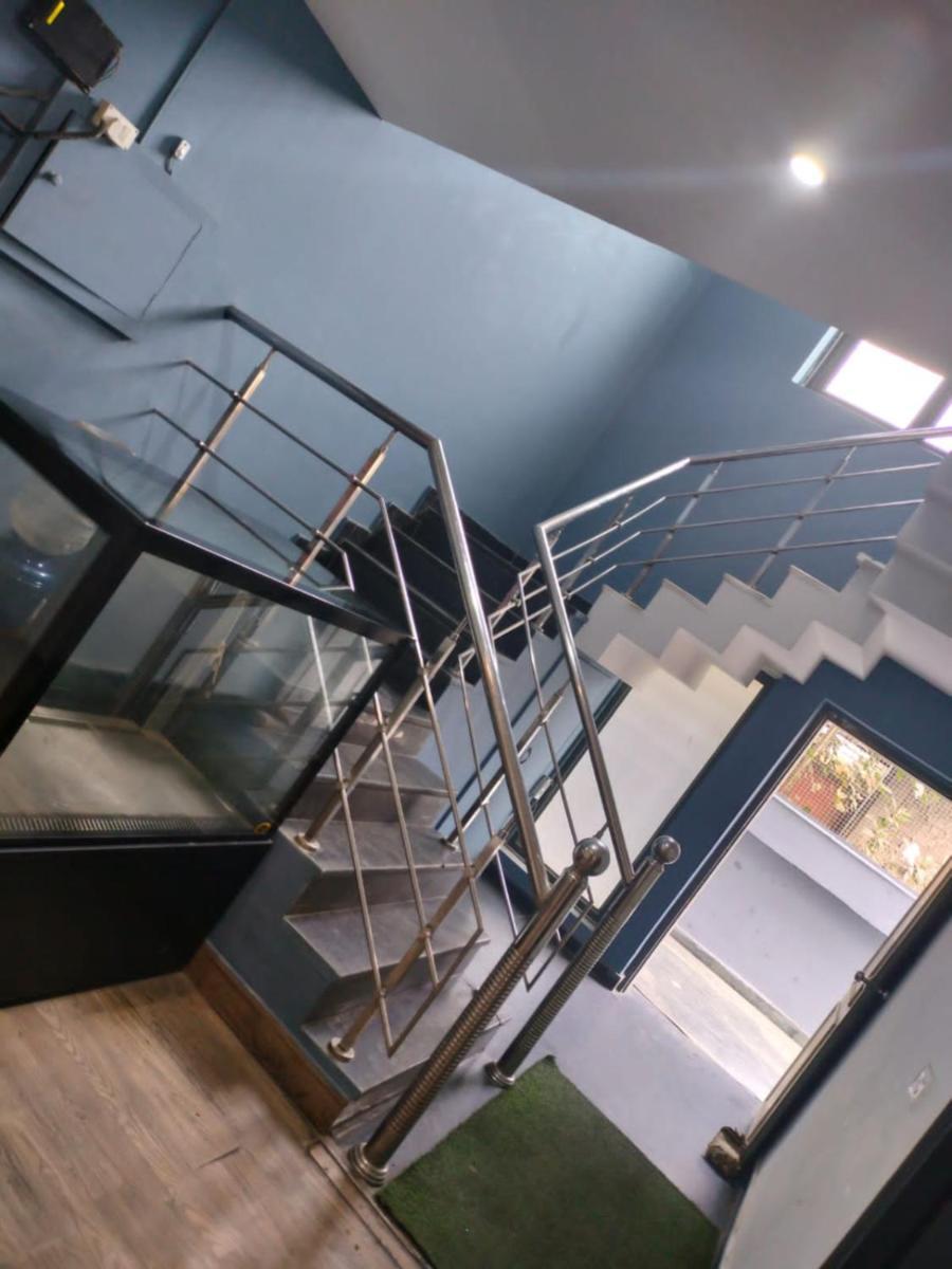 Divine Inn Couple Friendly Hotel Near Sector 51 Metro Station 노이다 외부 사진